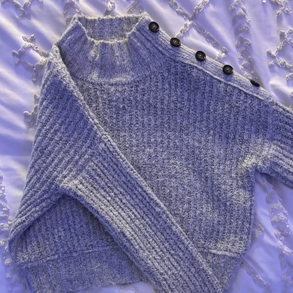 Jessica Simpson Heather Gray Button-Shoulder Sweater